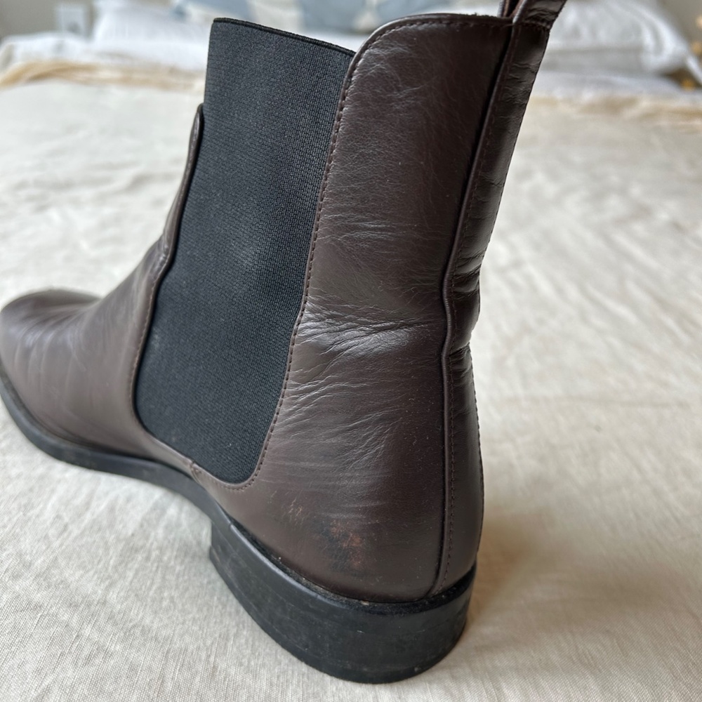 RARE The Italian Leather Square Toe Chelsea Boot in Brown/Black - Picture 8 of 11